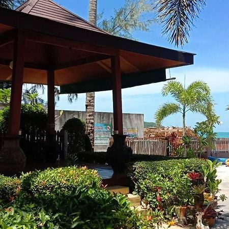 Lipa Bay Resort Lipa Noi Exterior foto