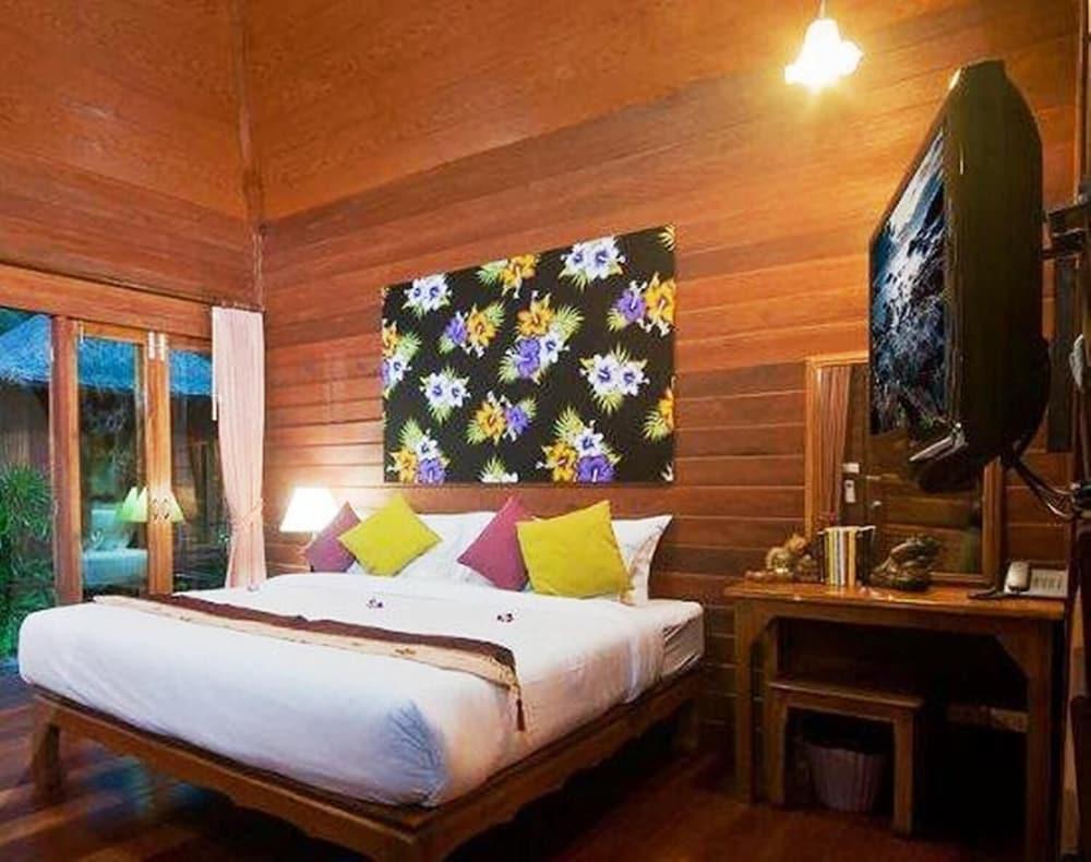 Lipa Bay Resort Lipa Noi Exterior foto