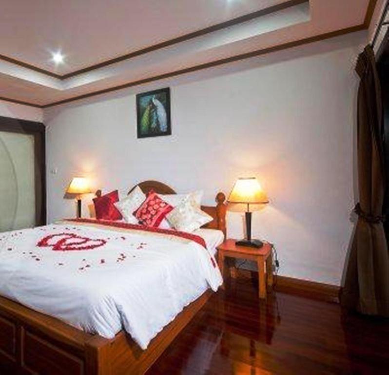 Lipa Bay Resort Lipa Noi Exterior foto